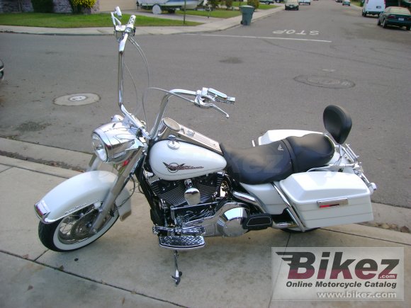 2005 harley-davidson flhri road king photo